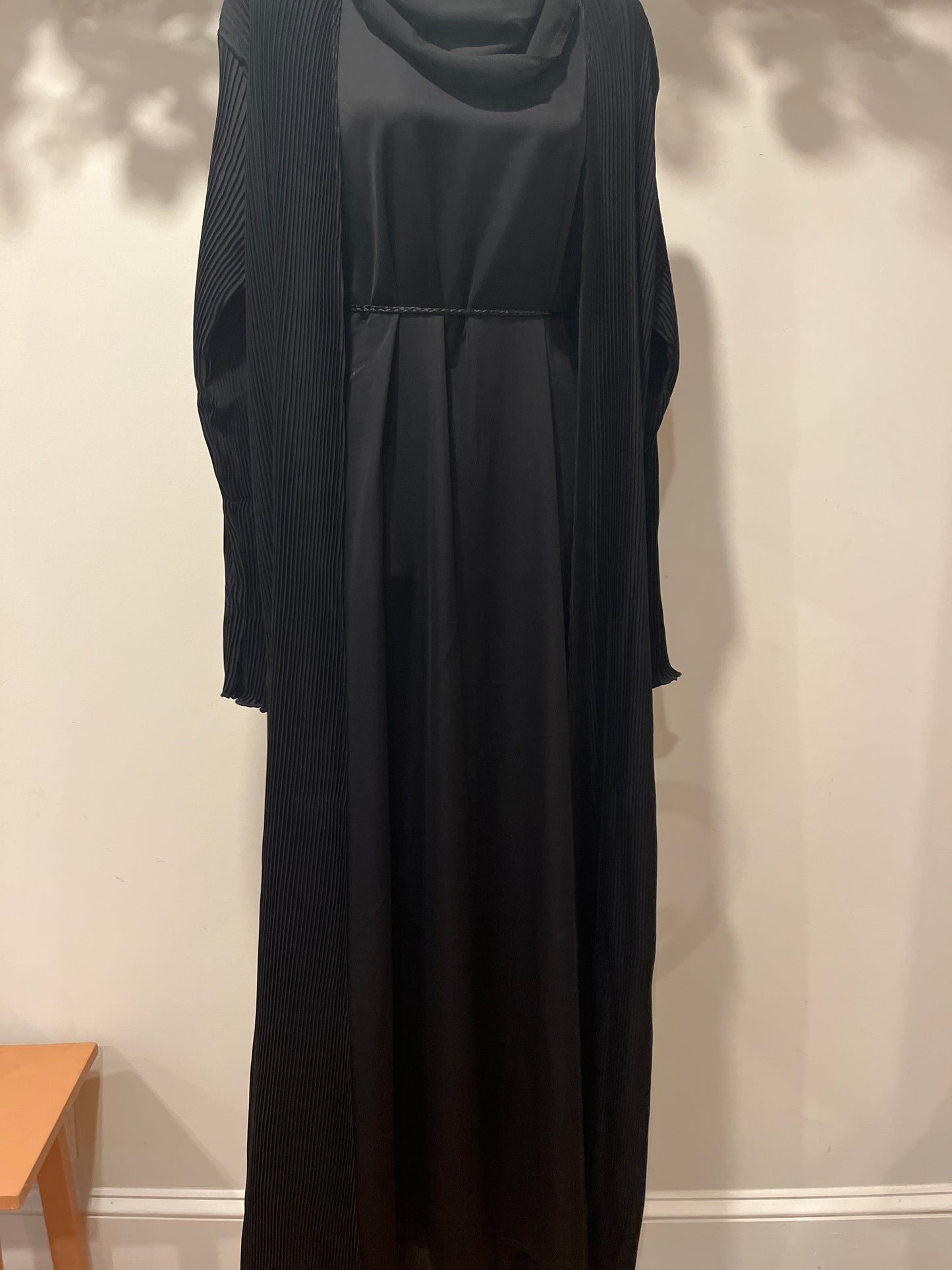 Black -  4 Piece Pleated Duster Set