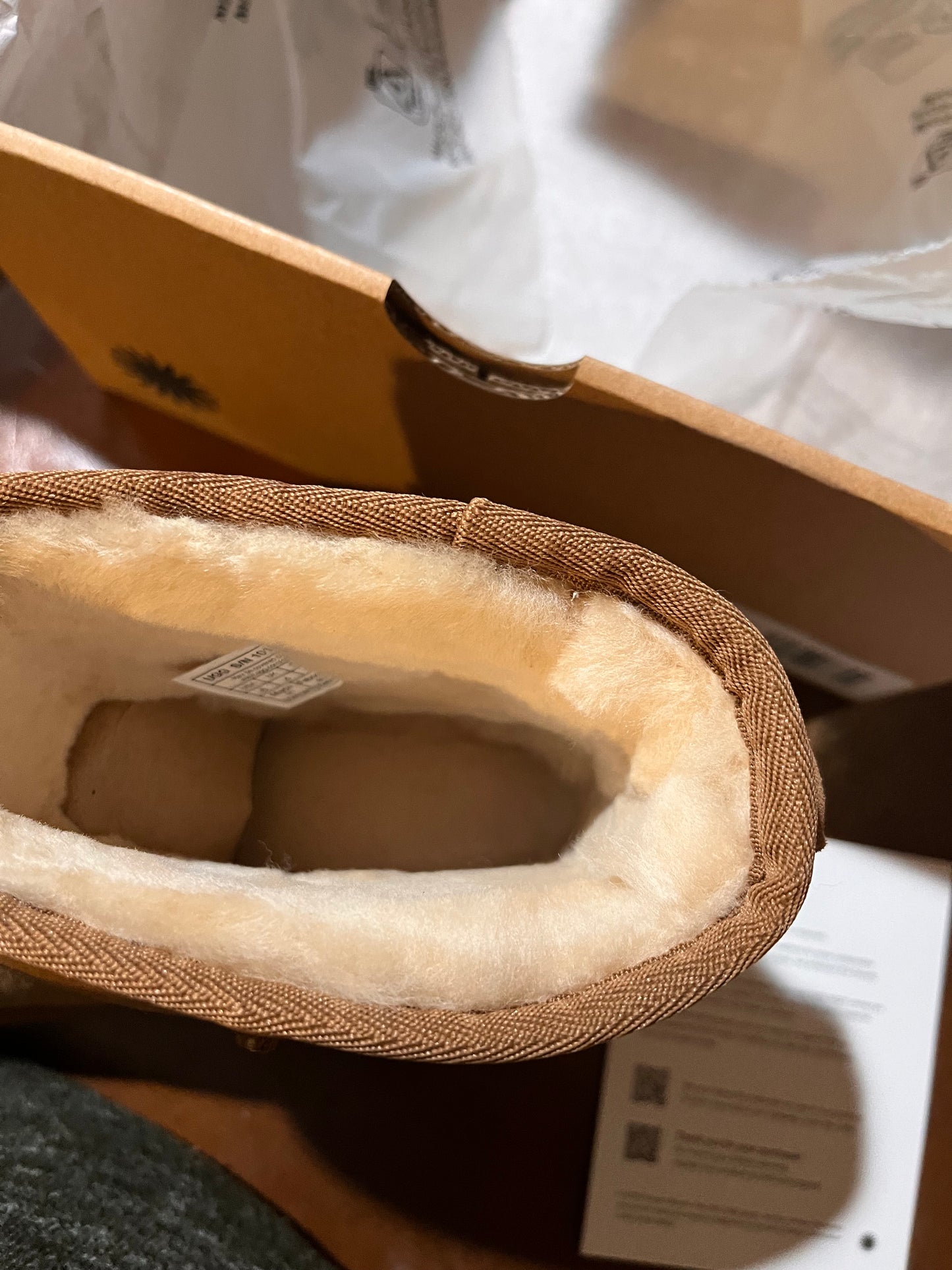 New Classic Ugg Size 6