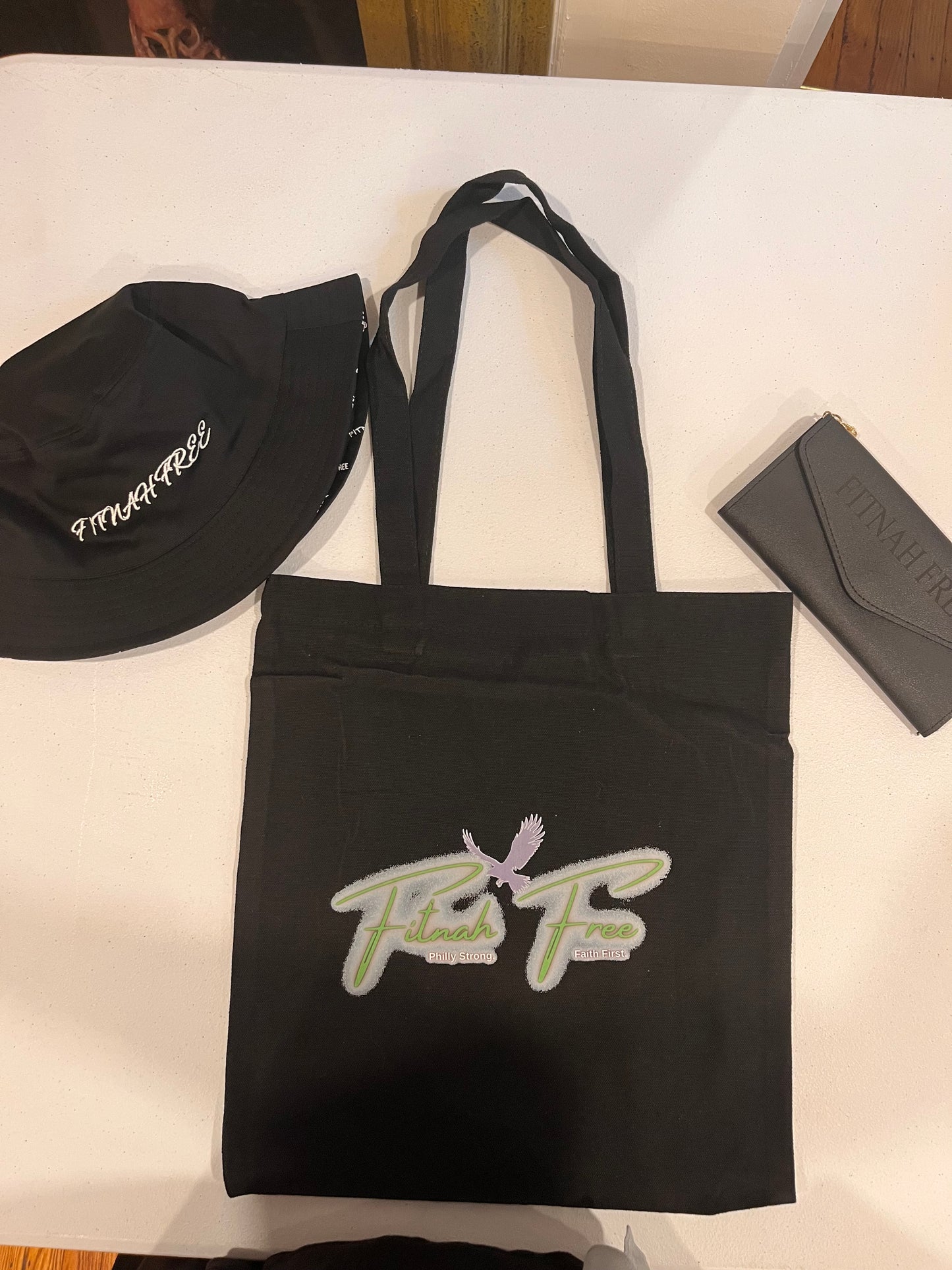 Essential Tote